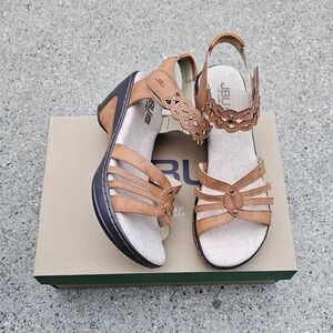 Jbu memory foam Cushioned sandals women's  8